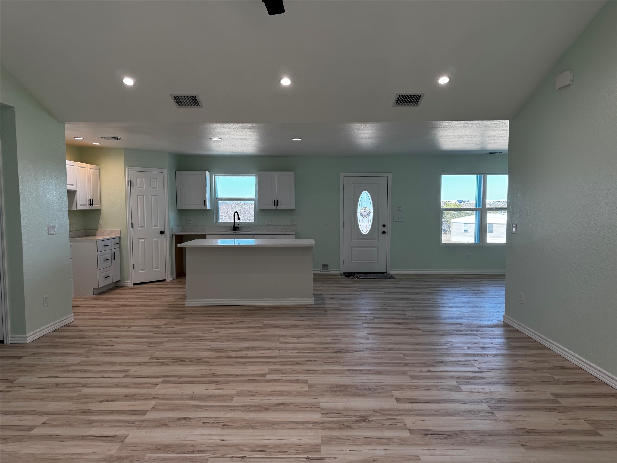 530 Lois Circle Granbury TX 76049