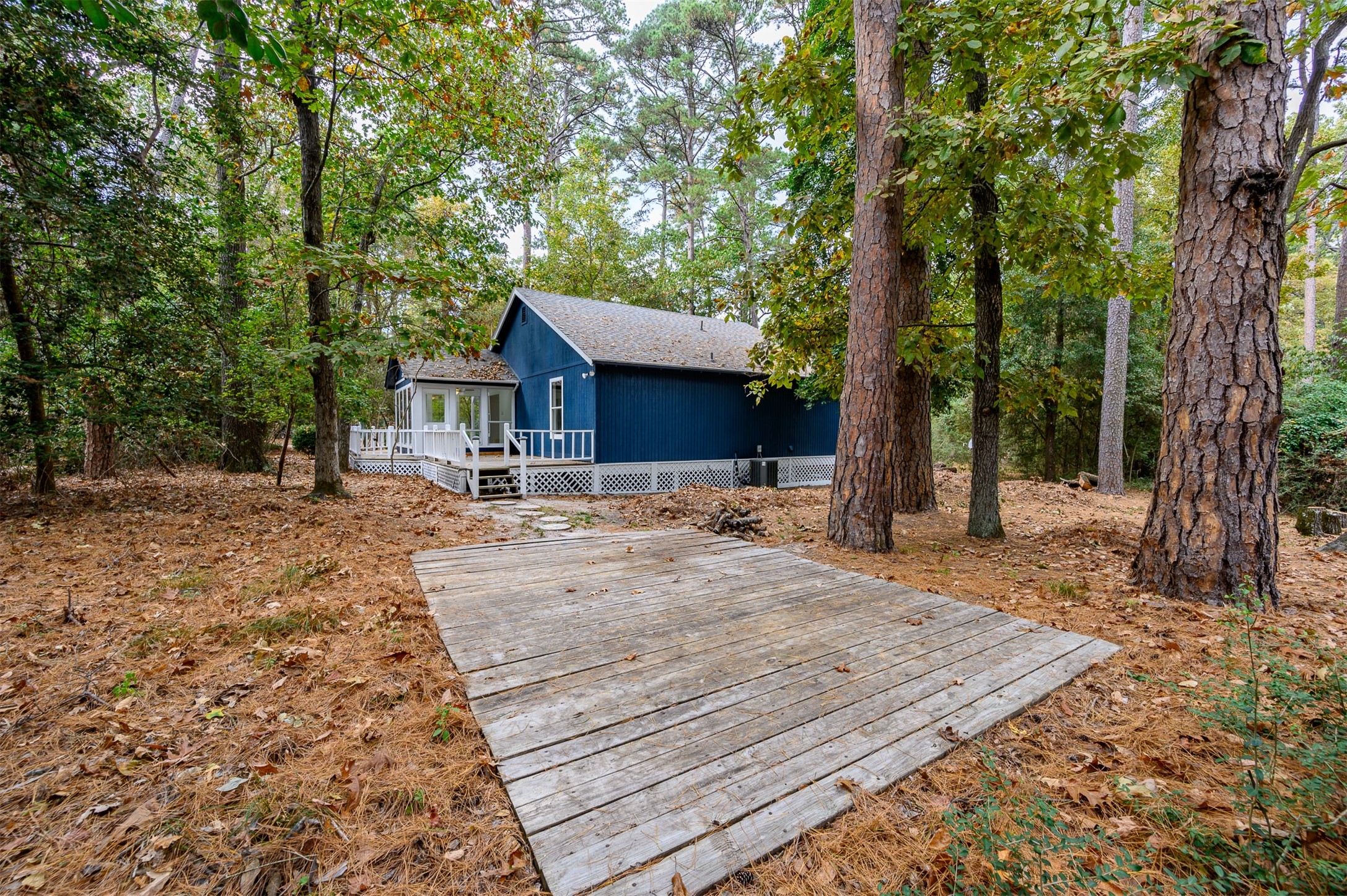 188 Candlelight Path Hawkins TX 75765