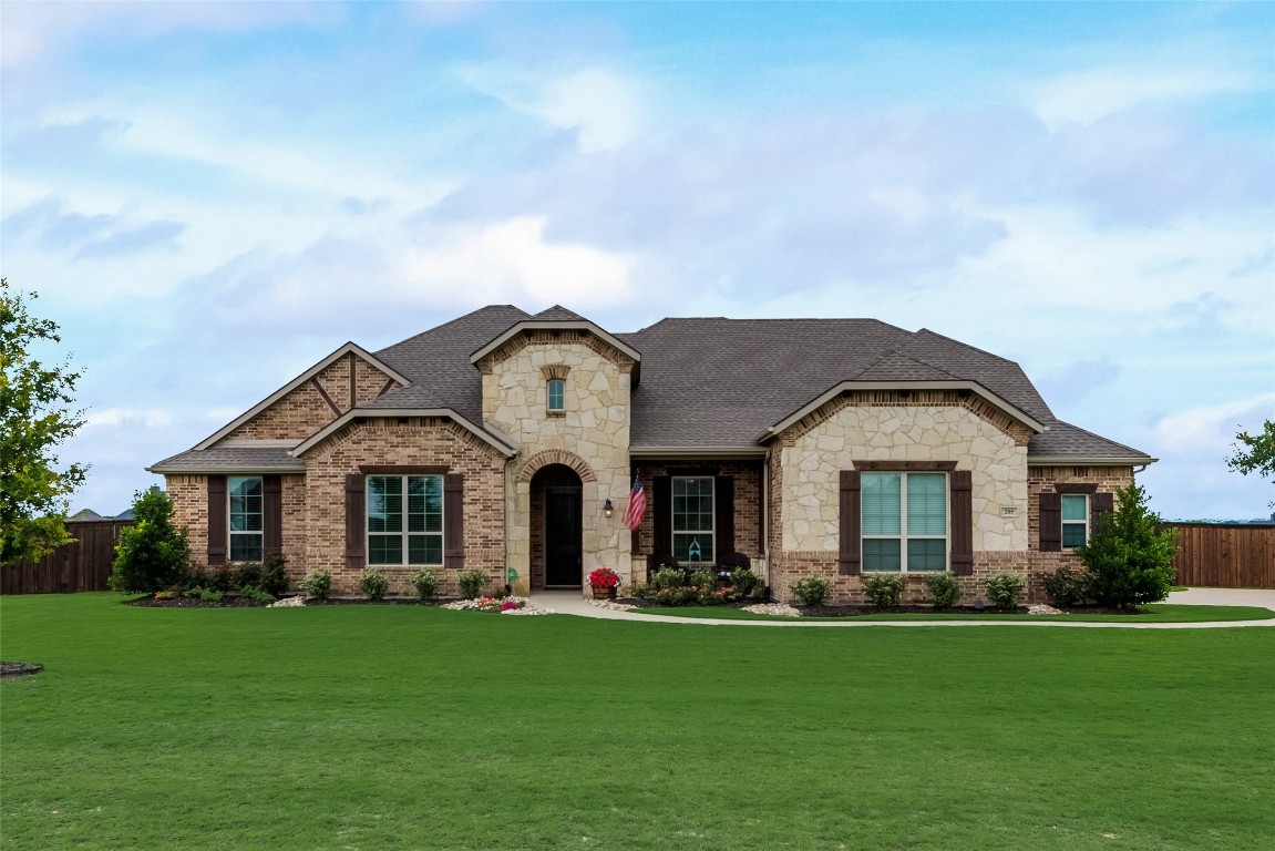 205 Everest Lane Waxahachie TX 75167