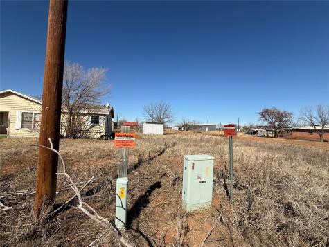 386 County Road 812 Sylvester TX 79560
