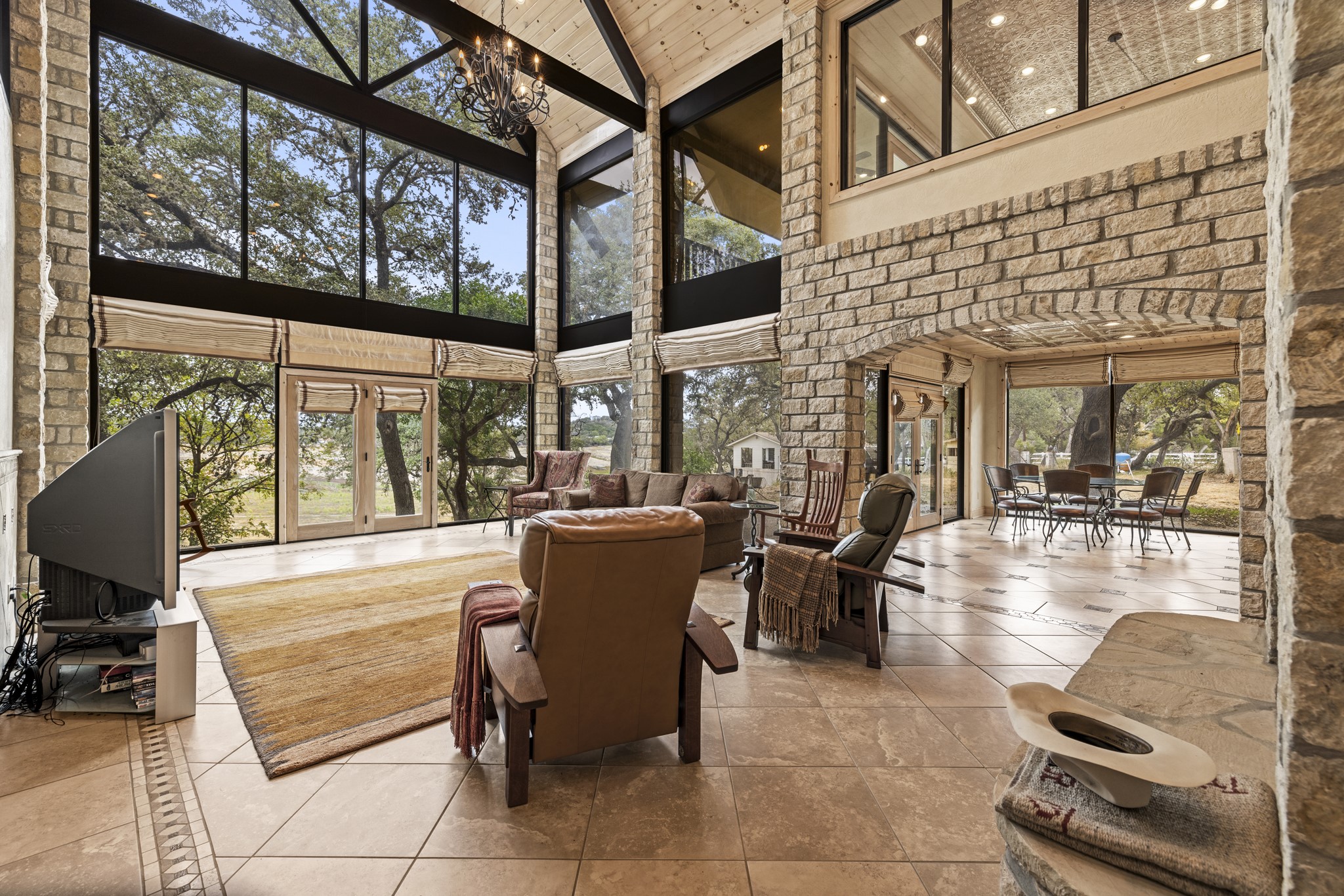 694 Scenic Circle Pipe Creek TX 78063