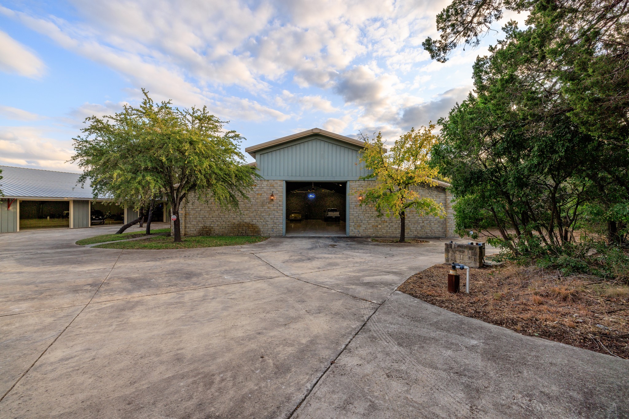 694 Scenic Circle Pipe Creek TX 78063