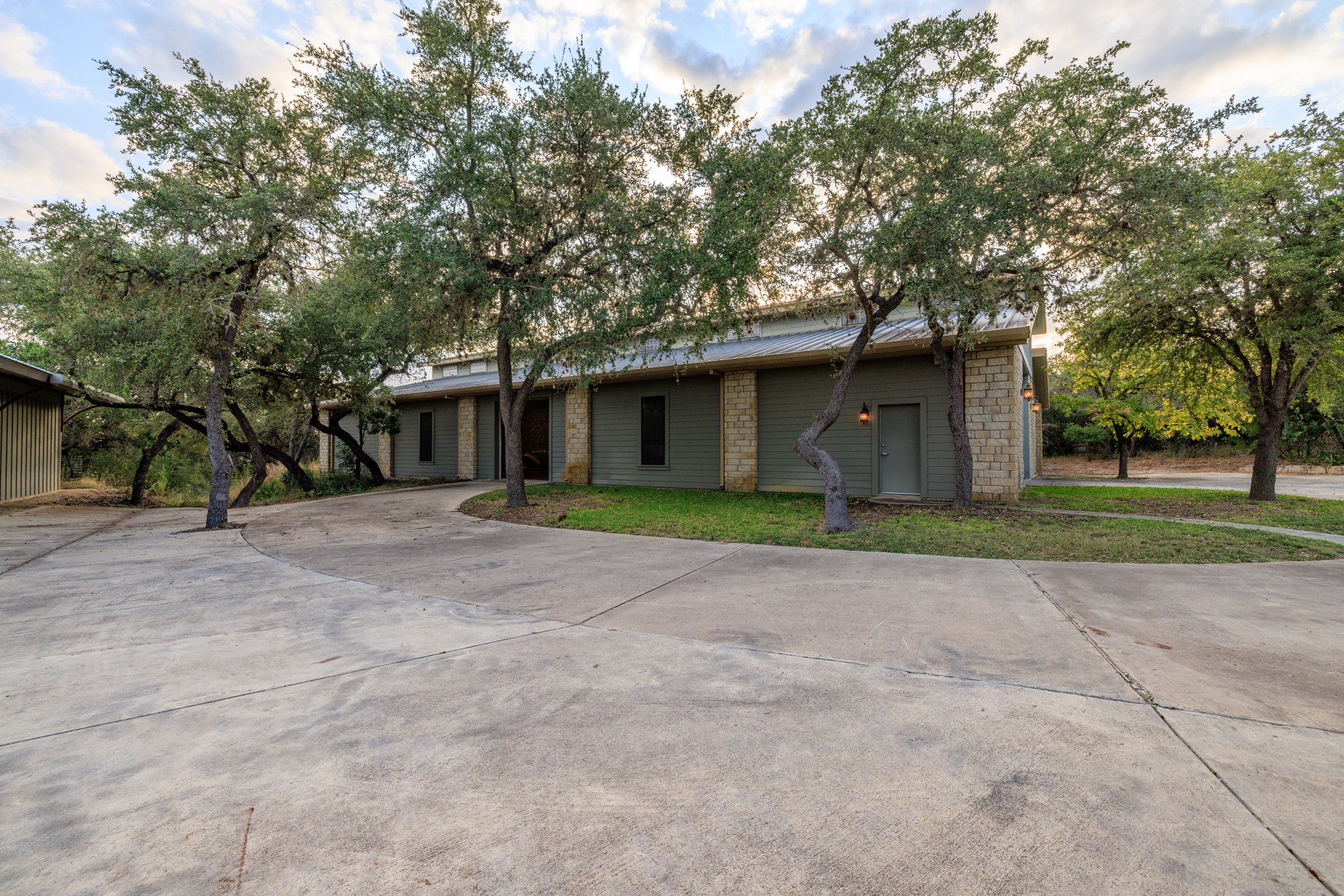 694 Scenic Circle Pipe Creek TX 78063