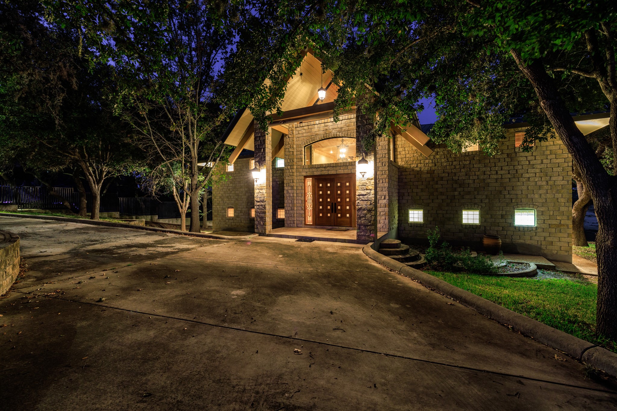 694 Scenic Circle Pipe Creek TX 78063
