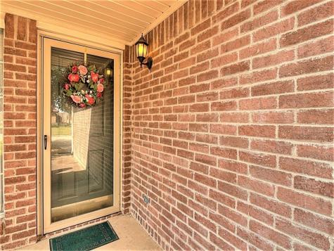 1155 Meadows Drive Grand Prairie TX 75052