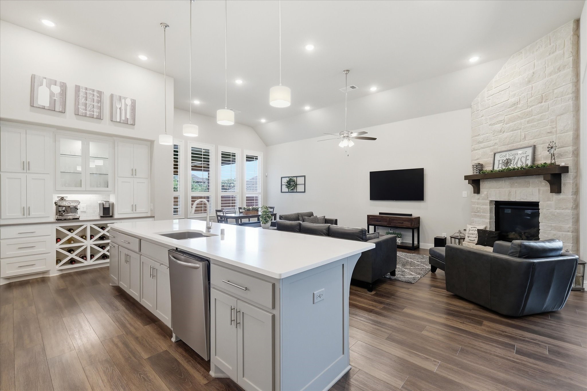 1208 Armadillo Trail Lantana TX 76226