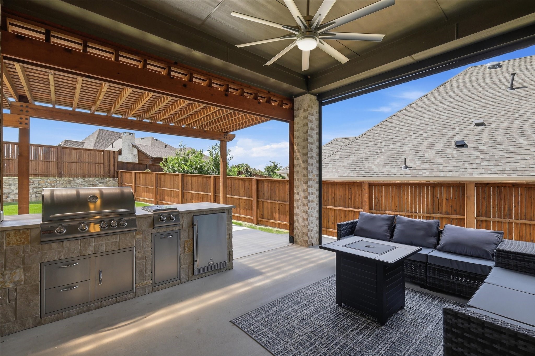 1208 Armadillo Trail Lantana TX 76226