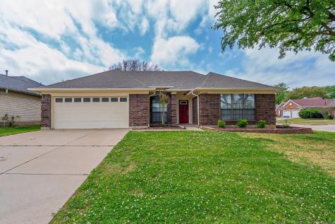 5600 Farris Drive Arlington TX 76017