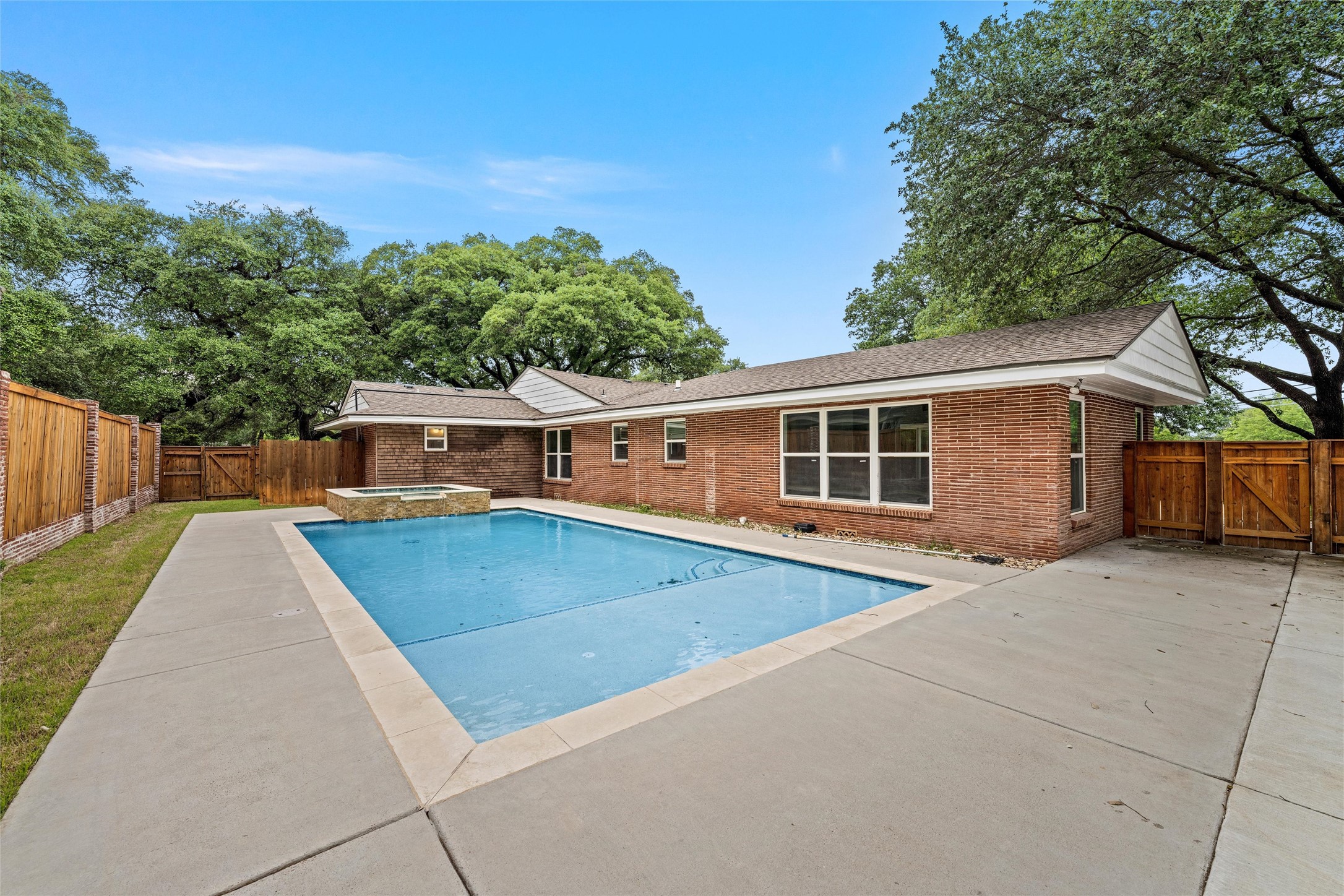 2625 Old Oaks Drive Waco TX 76710
