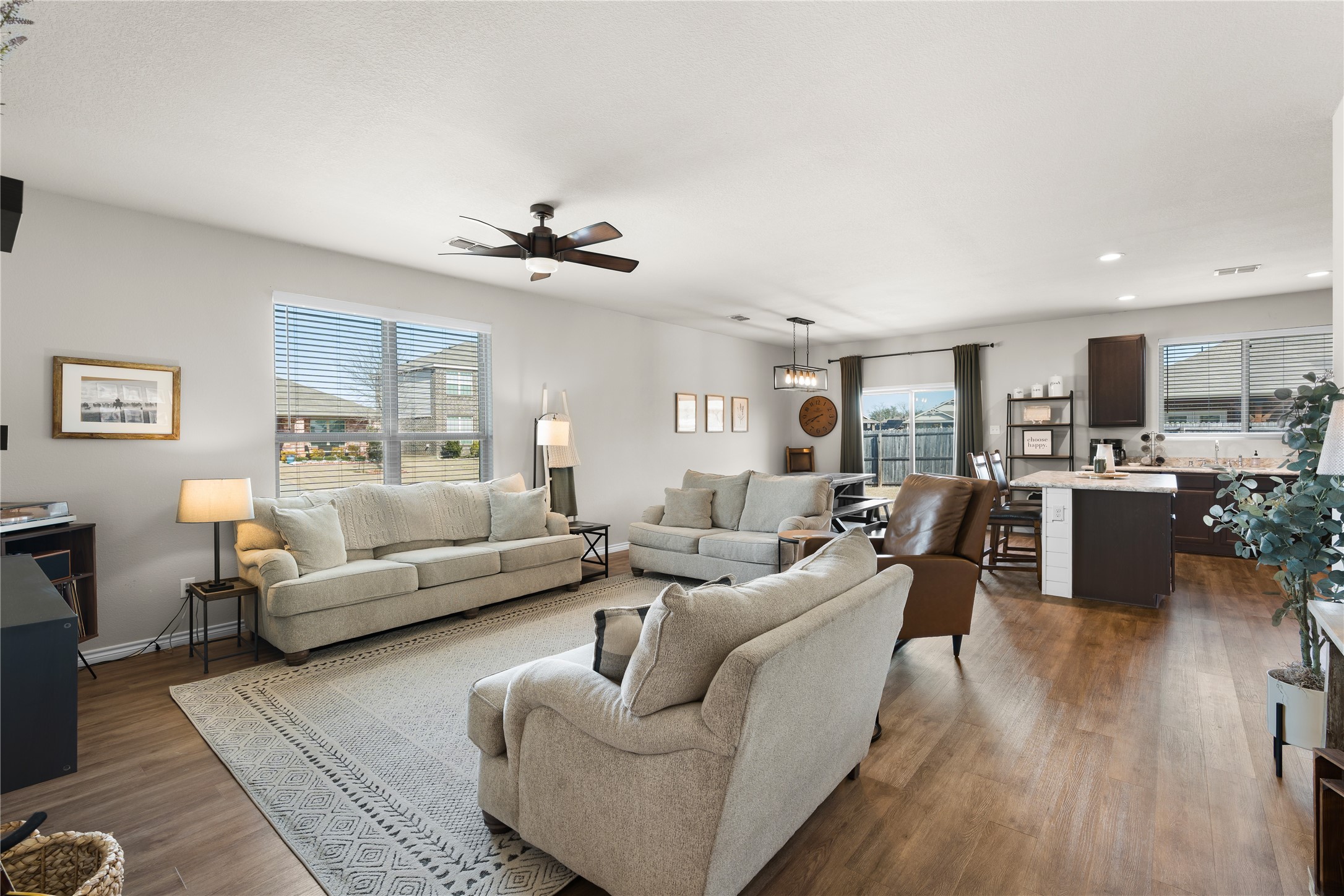 1061 Stanridge Lane Van Alstyne TX 75495