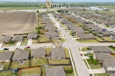 1061 Stanridge Lane Van Alstyne TX 75495
