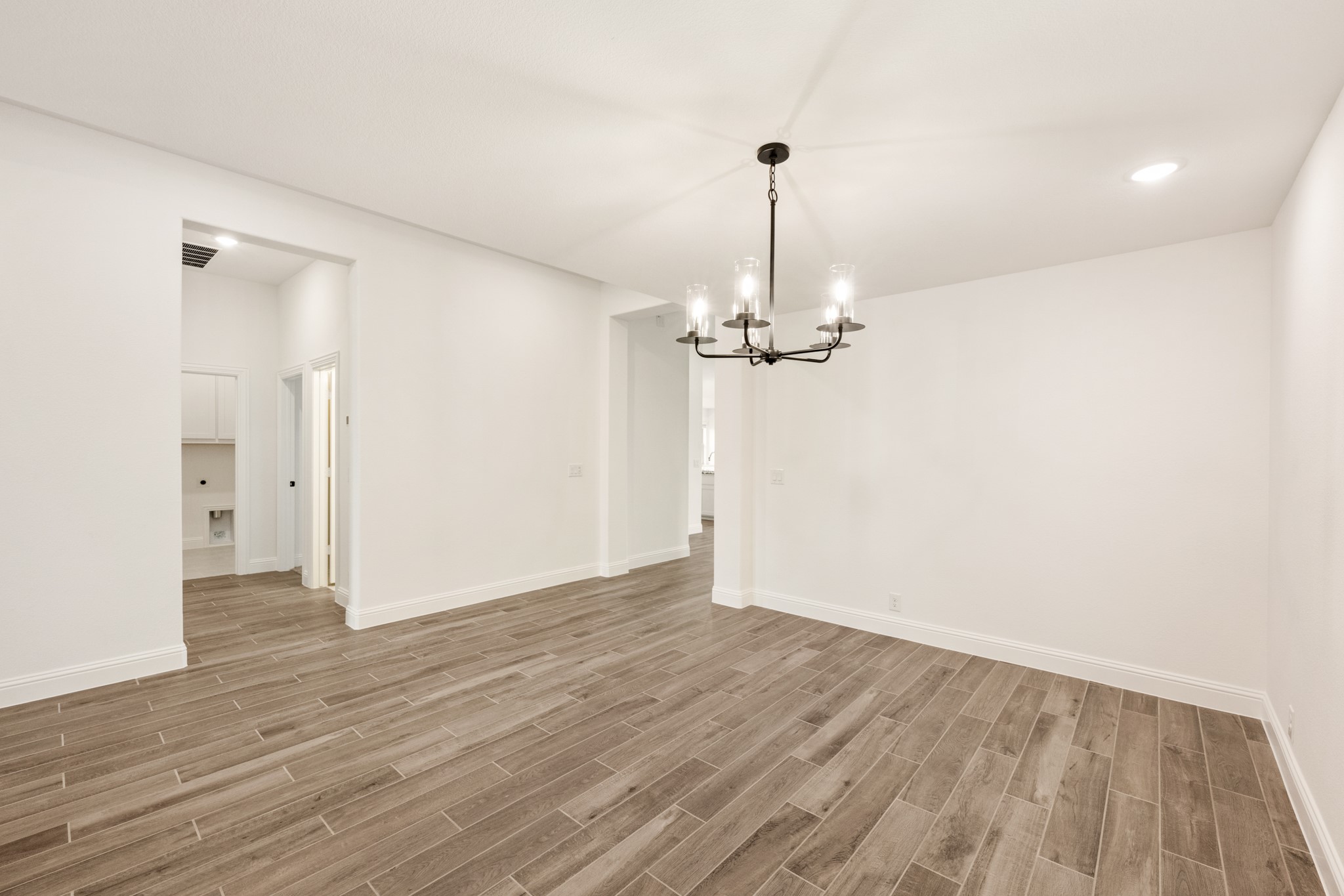 409 Loftsmoor Lane Red Oak TX 75154
