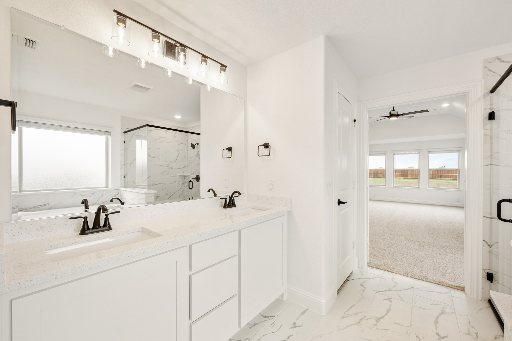 409 Loftsmoor Lane Red Oak TX 75154