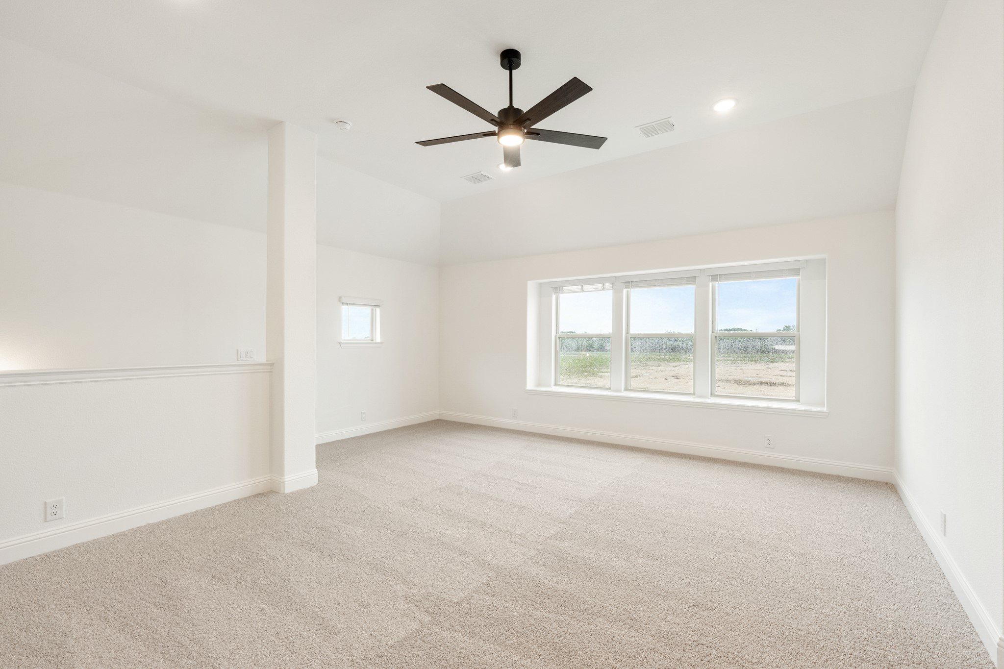 409 Loftsmoor Lane Red Oak TX 75154