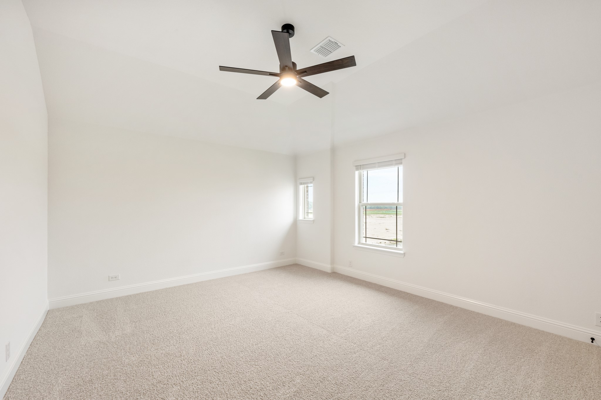 409 Loftsmoor Lane Red Oak TX 75154