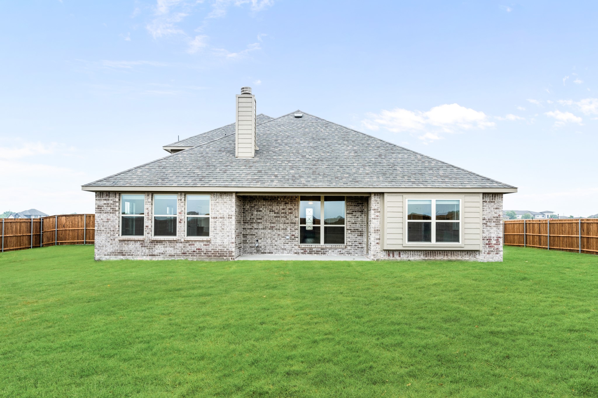 409 Loftsmoor Lane Red Oak TX 75154