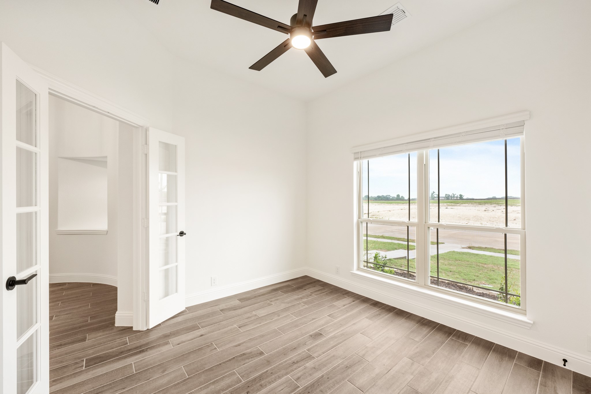 409 Loftsmoor Lane Red Oak TX 75154