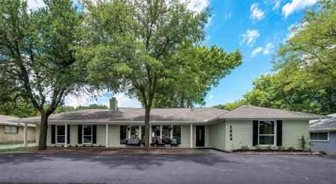 1209 N Goliad Street Rockwall TX 75087