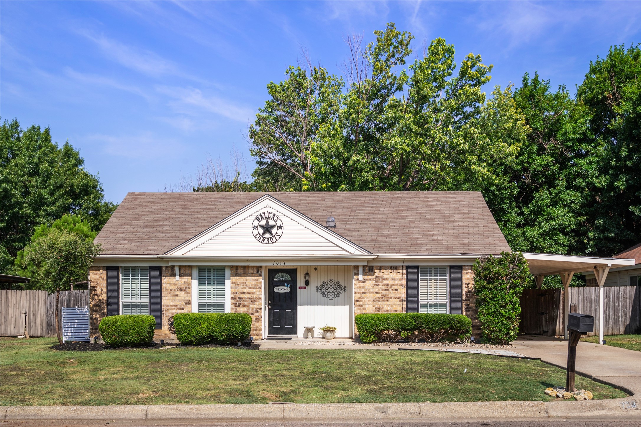 7013 Sunnybank Drive Fort Worth TX 76137