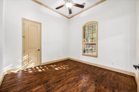 6814 Springwood Lane Garland TX 75044