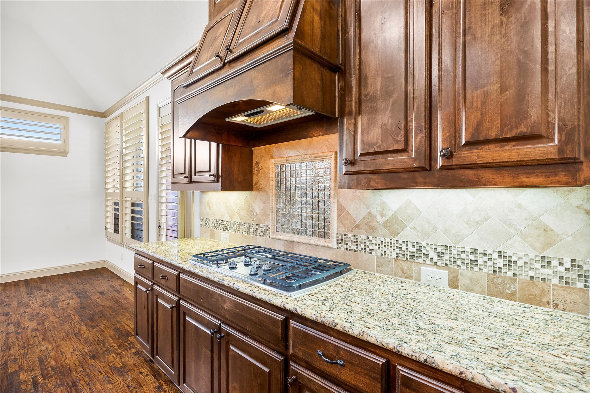 6814 Springwood Lane Garland TX 75044