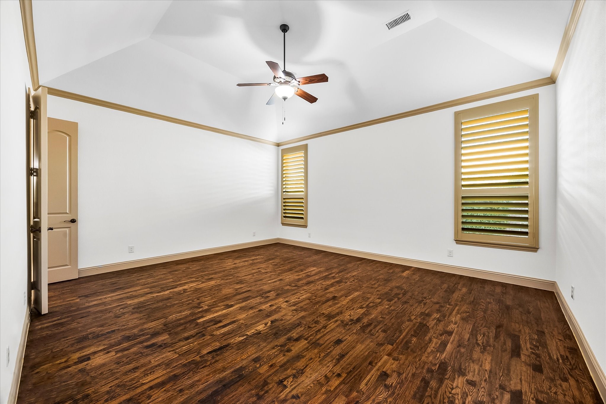 6814 Springwood Lane Garland TX 75044