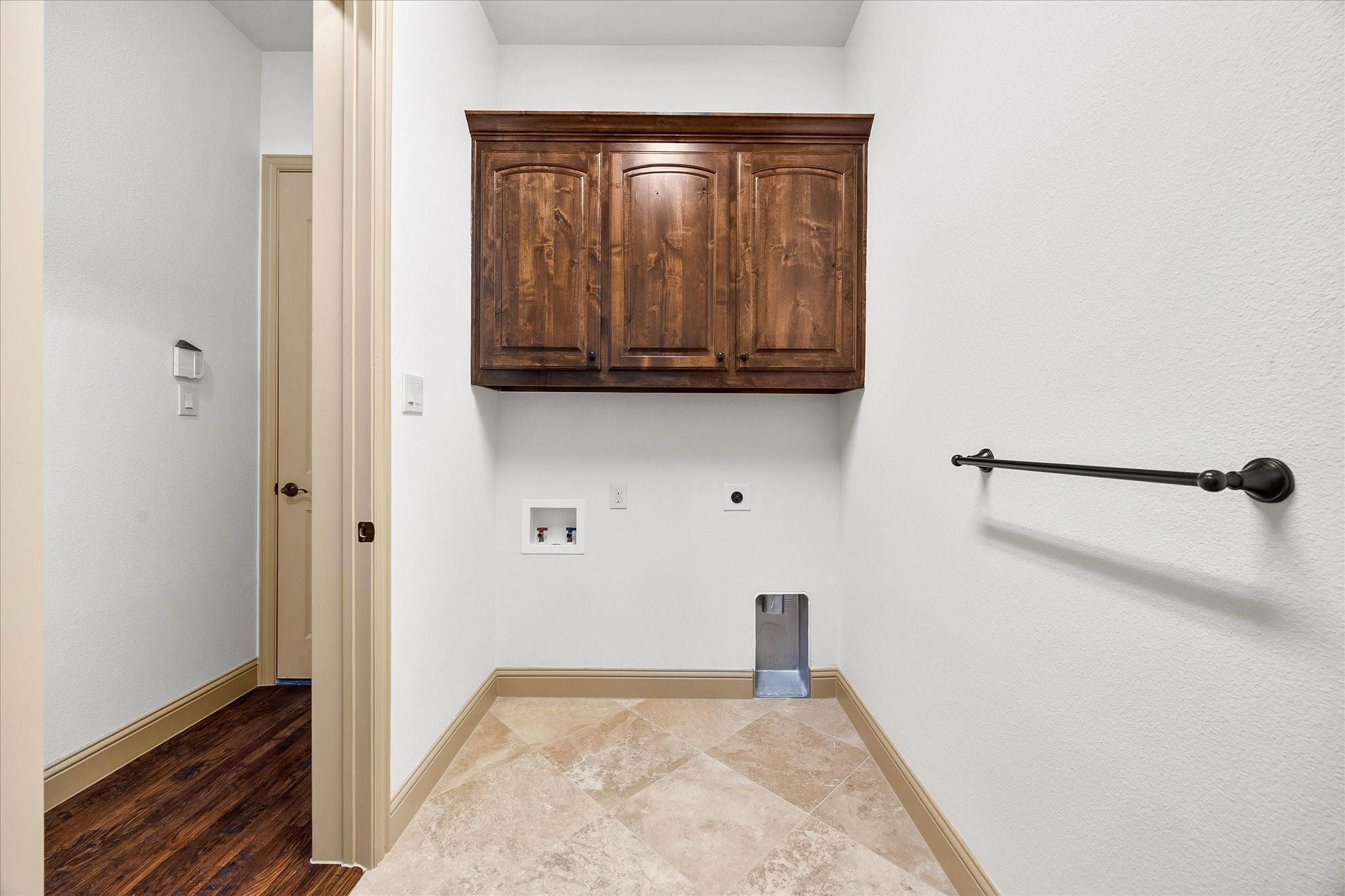 6814 Springwood Lane Garland TX 75044