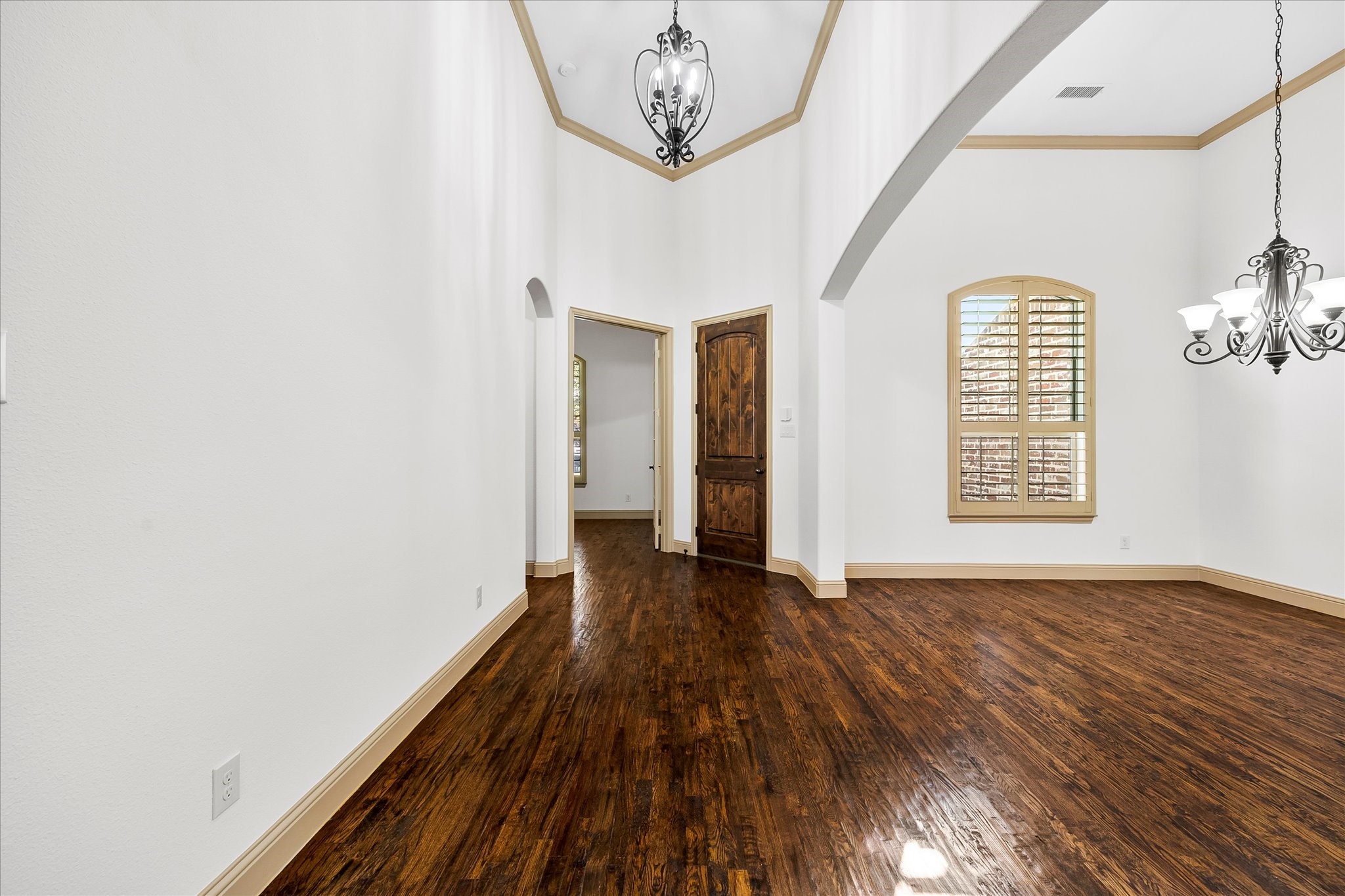 6814 Springwood Lane Garland TX 75044