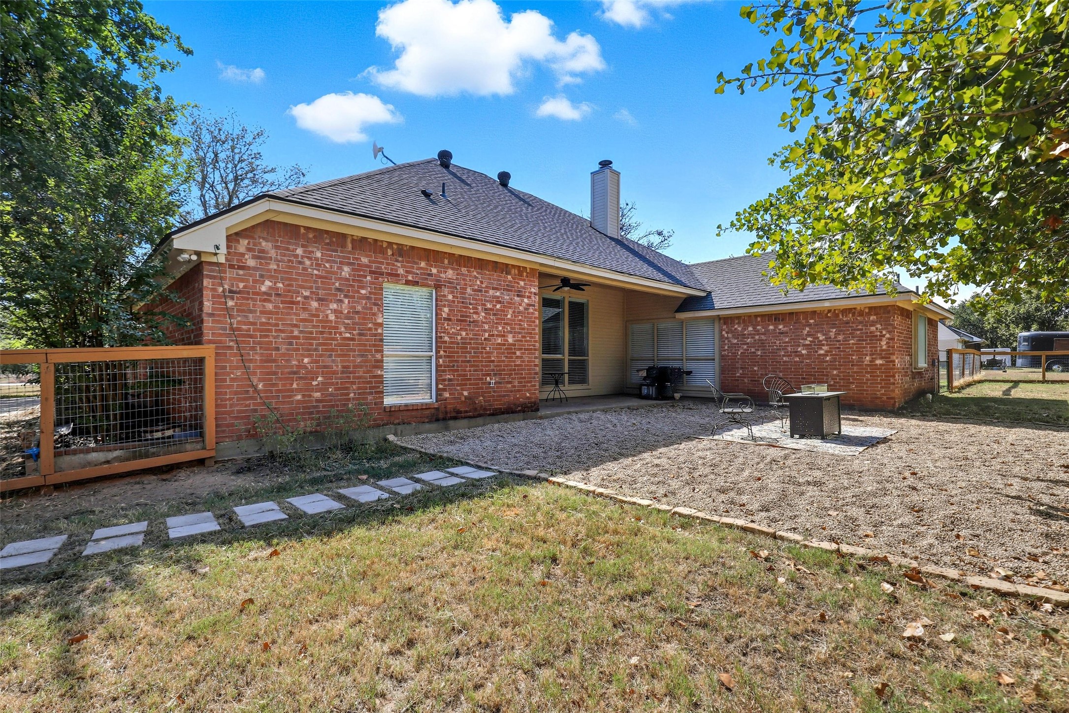 1541 County Road 318 Glen Rose TX 76043