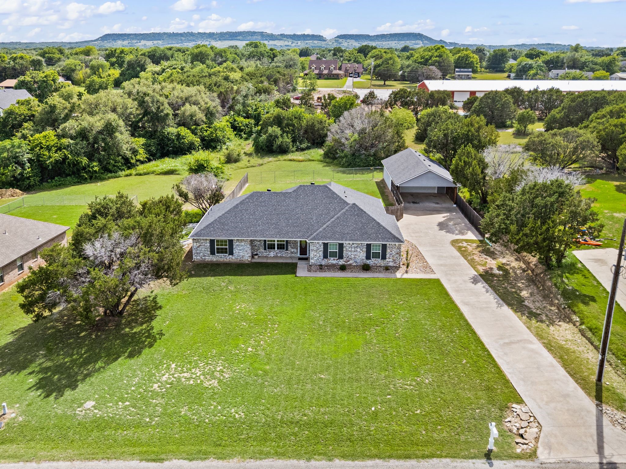4000 Goliad Drive Granbury TX 76048