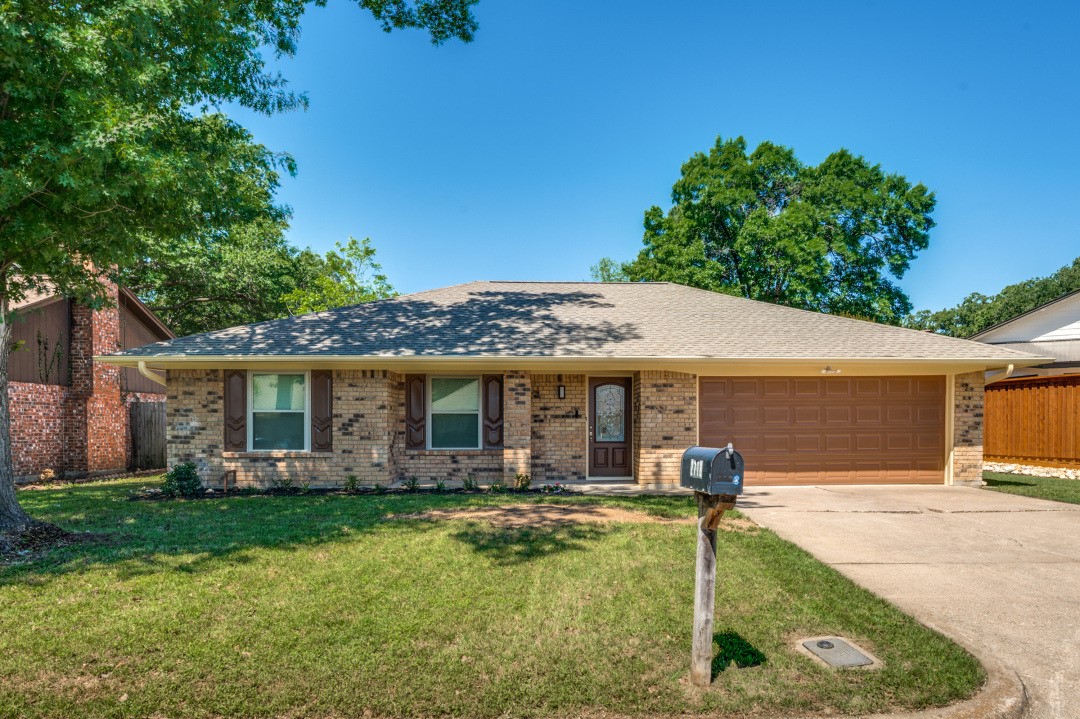 2718 Trail Oak Court Arlington TX 76016
