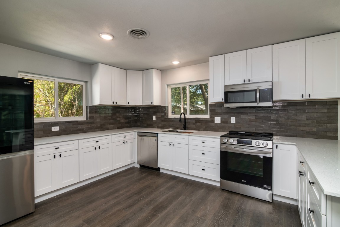 404 Fieldwood Terrace Hurst TX 76053