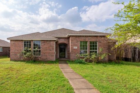 209 Singleton Drive Royse City TX 75189