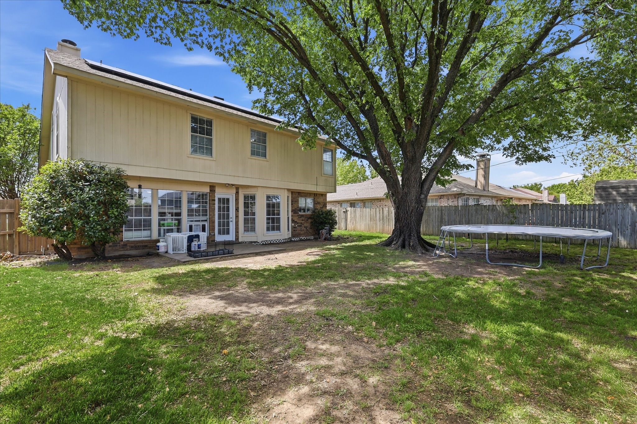 2211 Cromwell Drive Arlington TX 76018