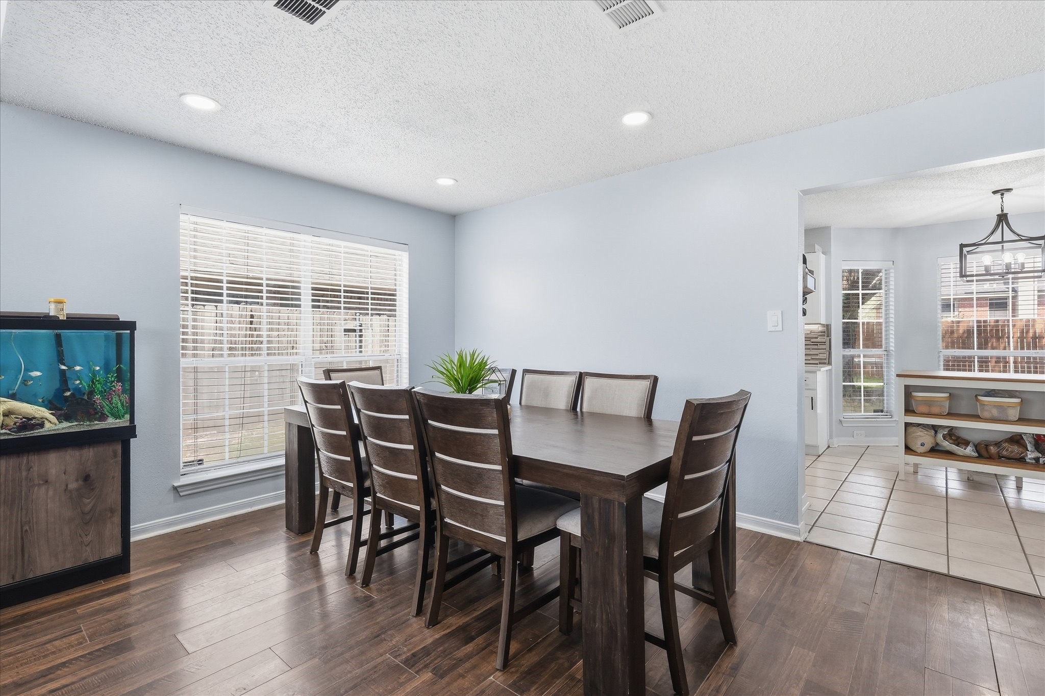 2211 Cromwell Drive Arlington TX 76018