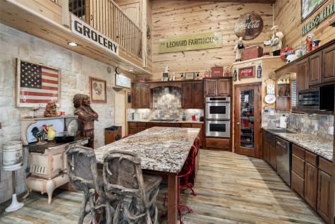 1050 County Road 5025 Trenton TX 75452