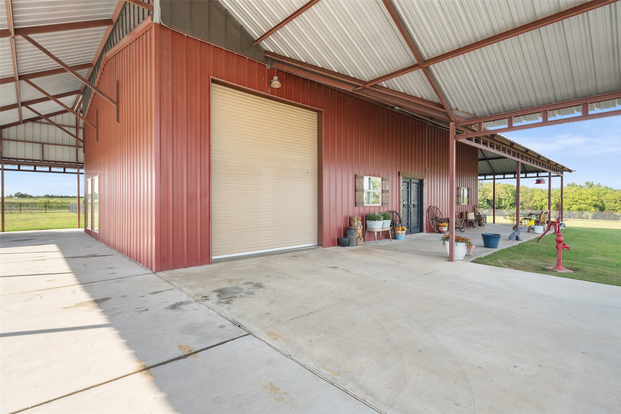 1050 County Road 5025 Trenton TX 75452