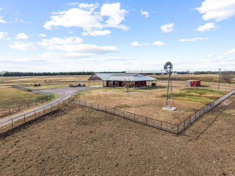 1050 County Road 5025 Trenton TX 75452