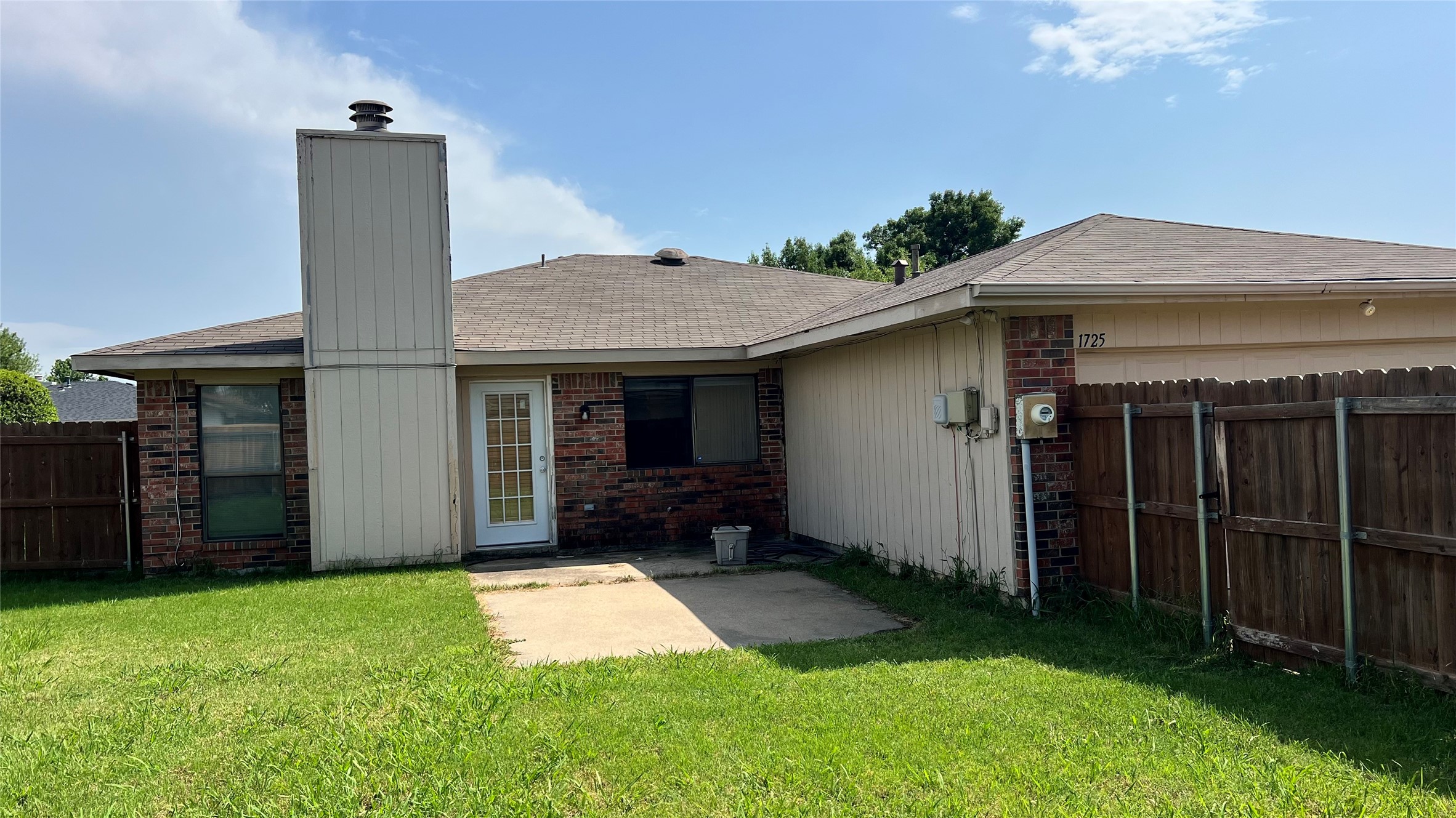 1725 Glencairn Lane Lewisville TX 75067