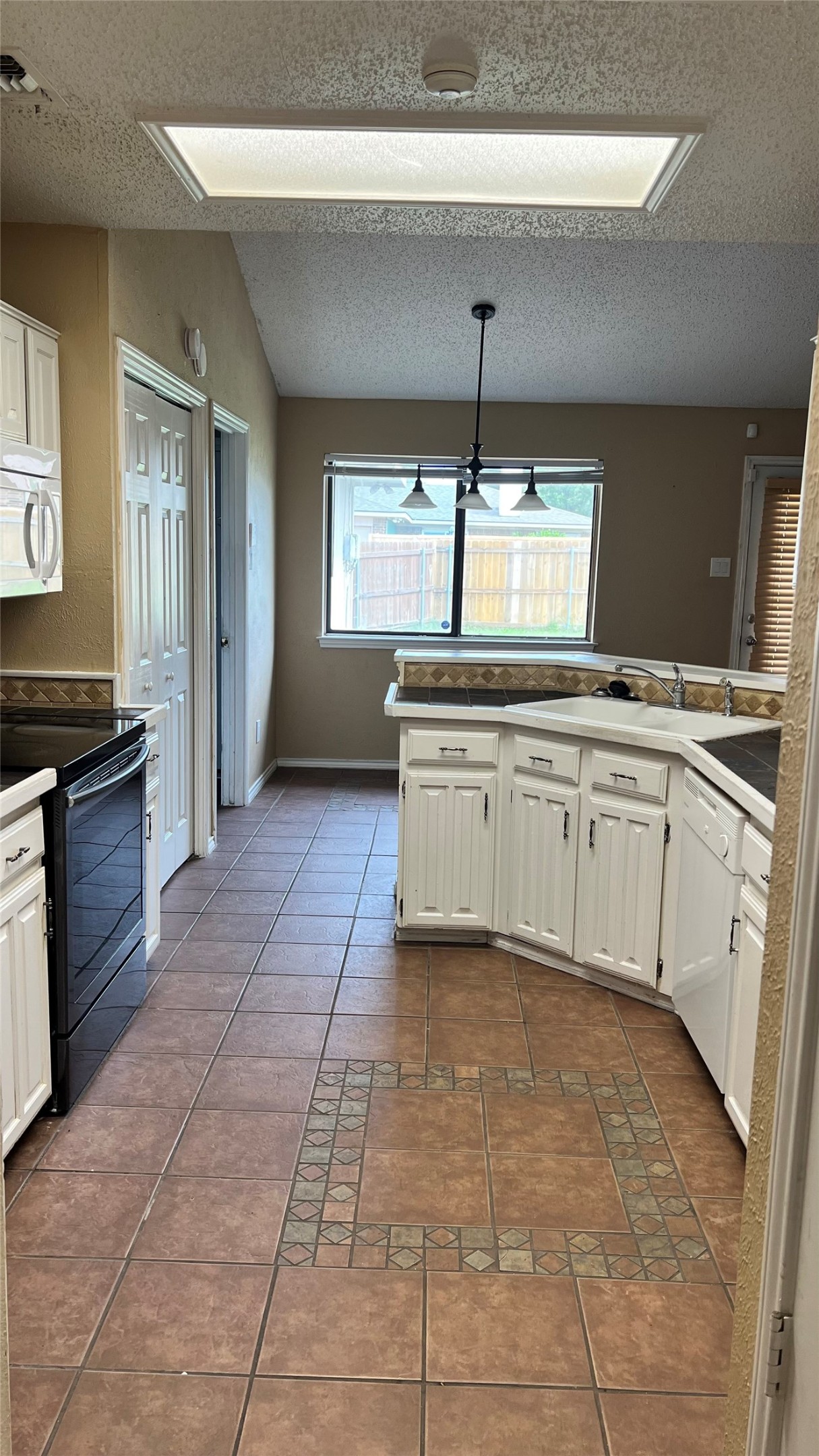 1725 Glencairn Lane Lewisville TX 75067