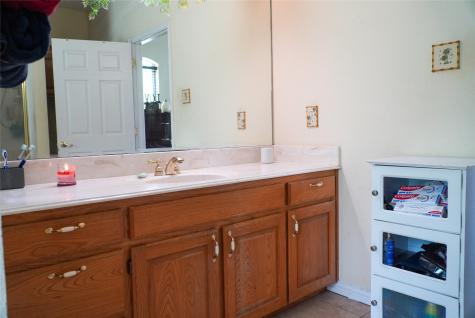 404 E Oakdale Street Keene TX 76059