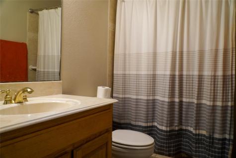 404 E Oakdale Street Keene TX 76059