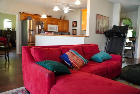 404 E Oakdale Street Keene TX 76059
