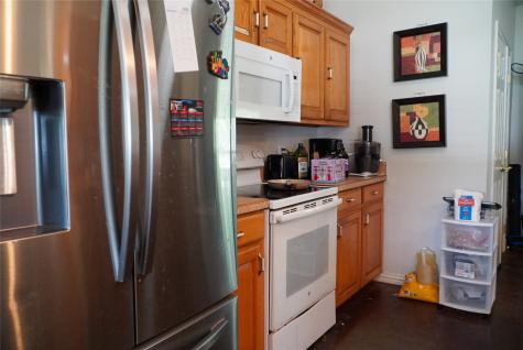 404 E Oakdale Street Keene TX 76059