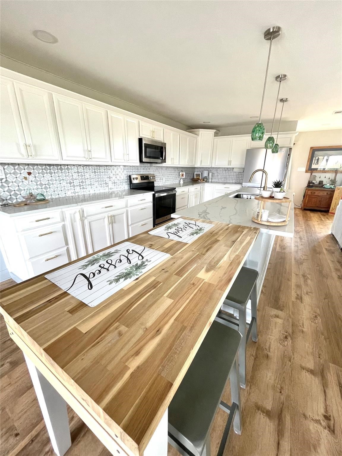 7563 Farm Road 128 Ben Franklin TX 75415