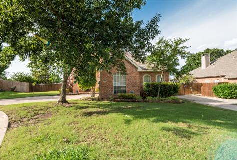 2409 Natchez Trace Denton TX 76210