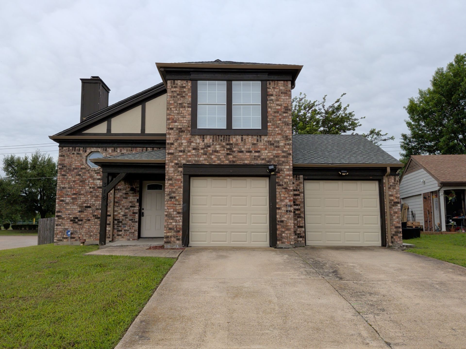 318 Spanish Moss Drive Arlington TX 76018