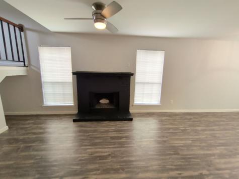 318 Spanish Moss Drive Arlington TX 76018