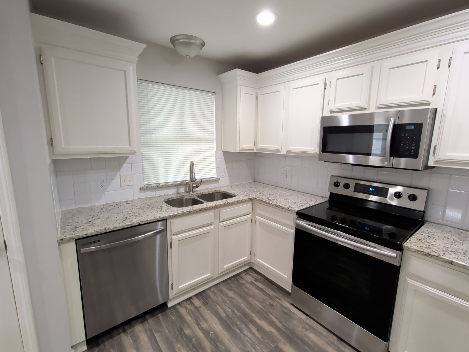 318 Spanish Moss Drive Arlington TX 76018