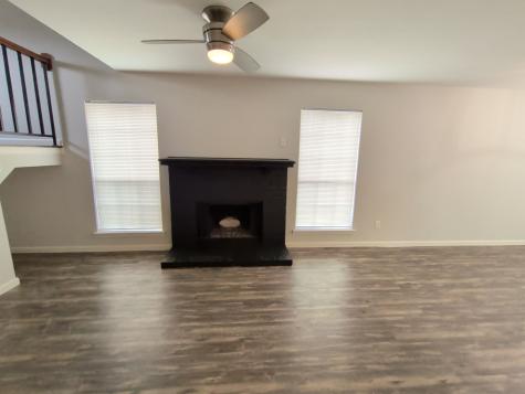 318 Spanish Moss Drive Arlington TX 76018